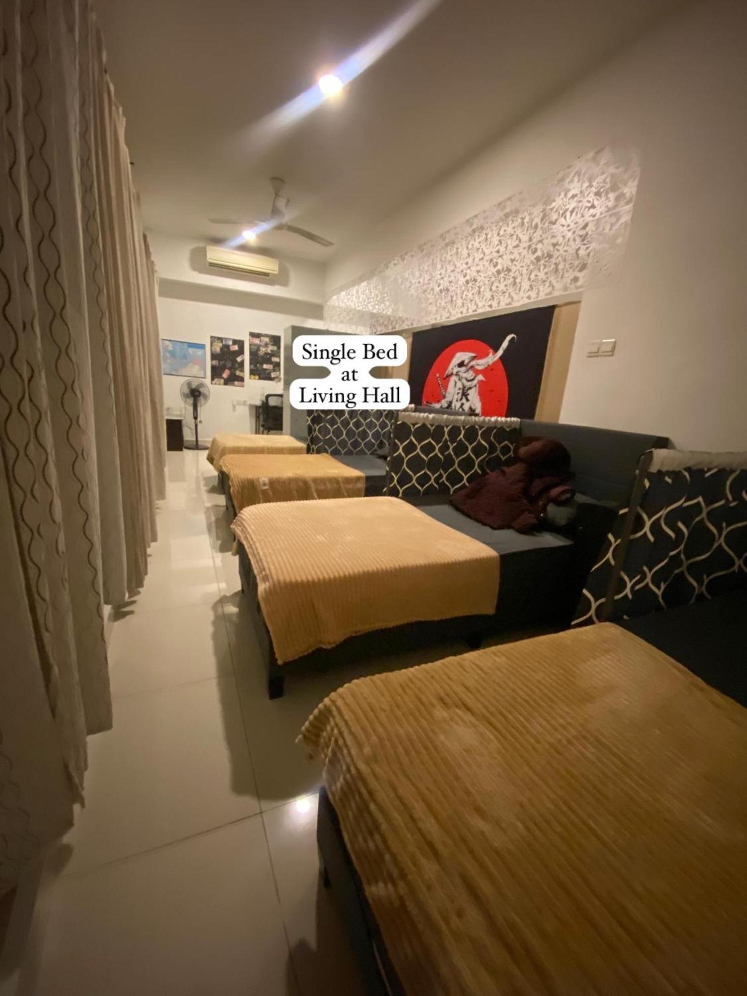 Regalia Bestfriend Hostel 쿠알라룸푸르 외부 사진